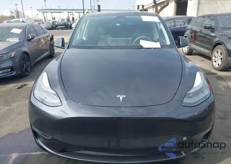 2024 Tesla Model Y Long Range Dual Motor All-Wheel Drive/Rwd из США, поврежденный, VIN 7SAYGDED2RF133037